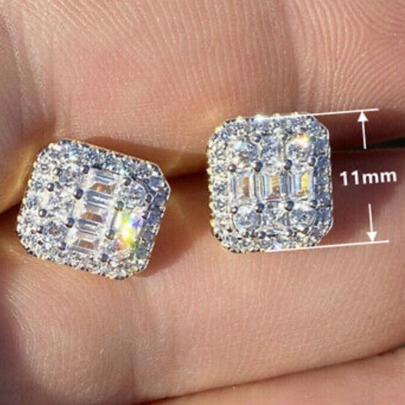 New 925 Sterling silver Diamond Stud Earrings - Picture 3 of 5